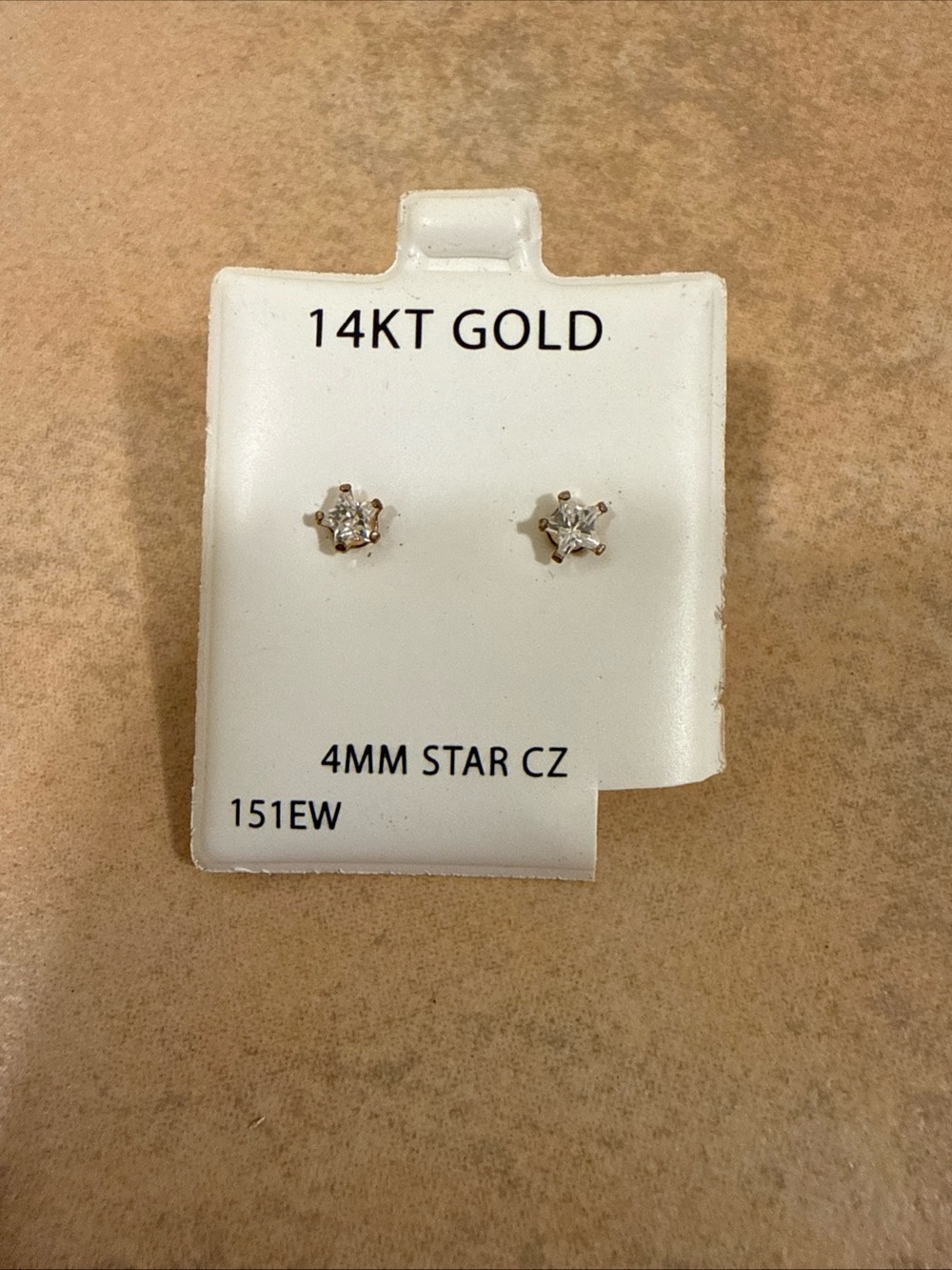 14KT Gold Star CZ Stud Earrings in Gold with Clear Stones